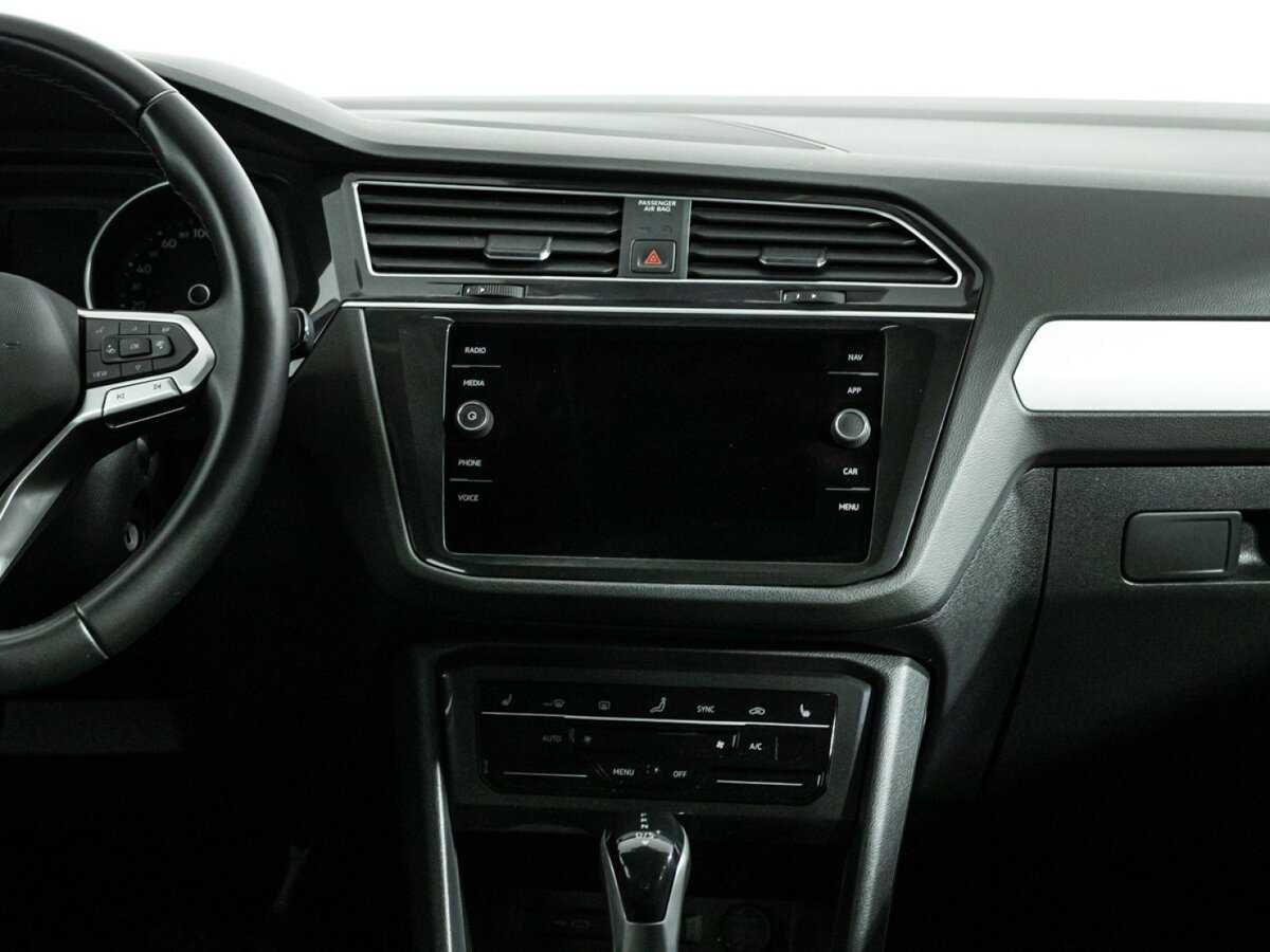 Volkswagen Tiguan, 2020 Фото №14