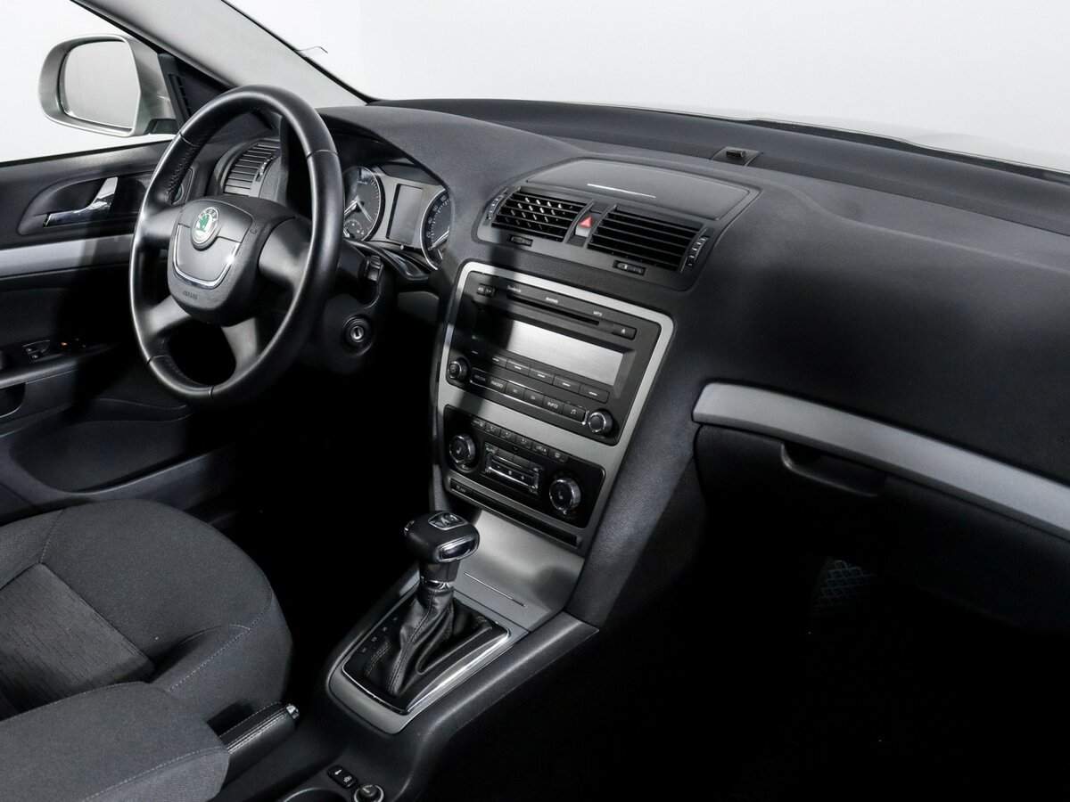 Skoda Octavia DSG7, 2012 Фото №7