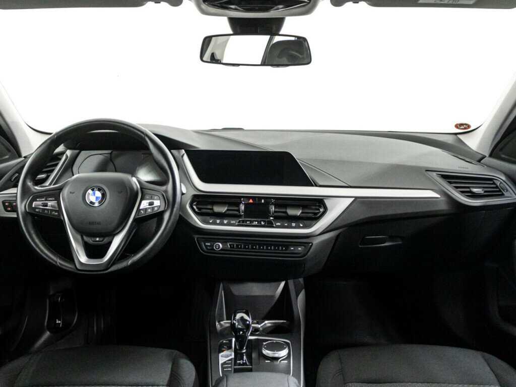 BMW 1 серии 120d xDrive, 2019 Фото №13