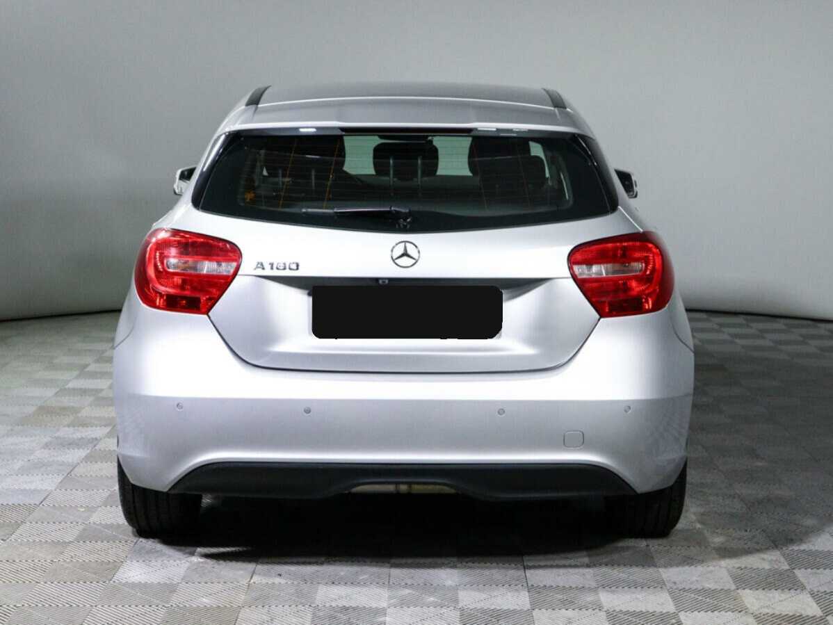Mercedes-Benz A-Класс 180, 2015 Фото №6