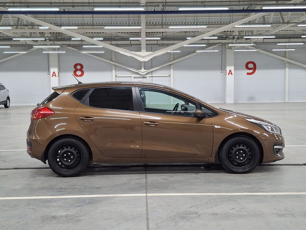 Kia Ceed II Рестайлинг, 2015 Фото №4