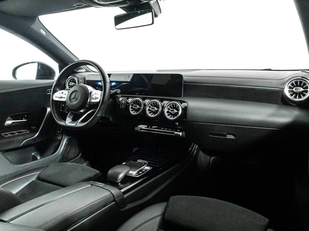 Mercedes-Benz CLA 200, 2019 Фото №6