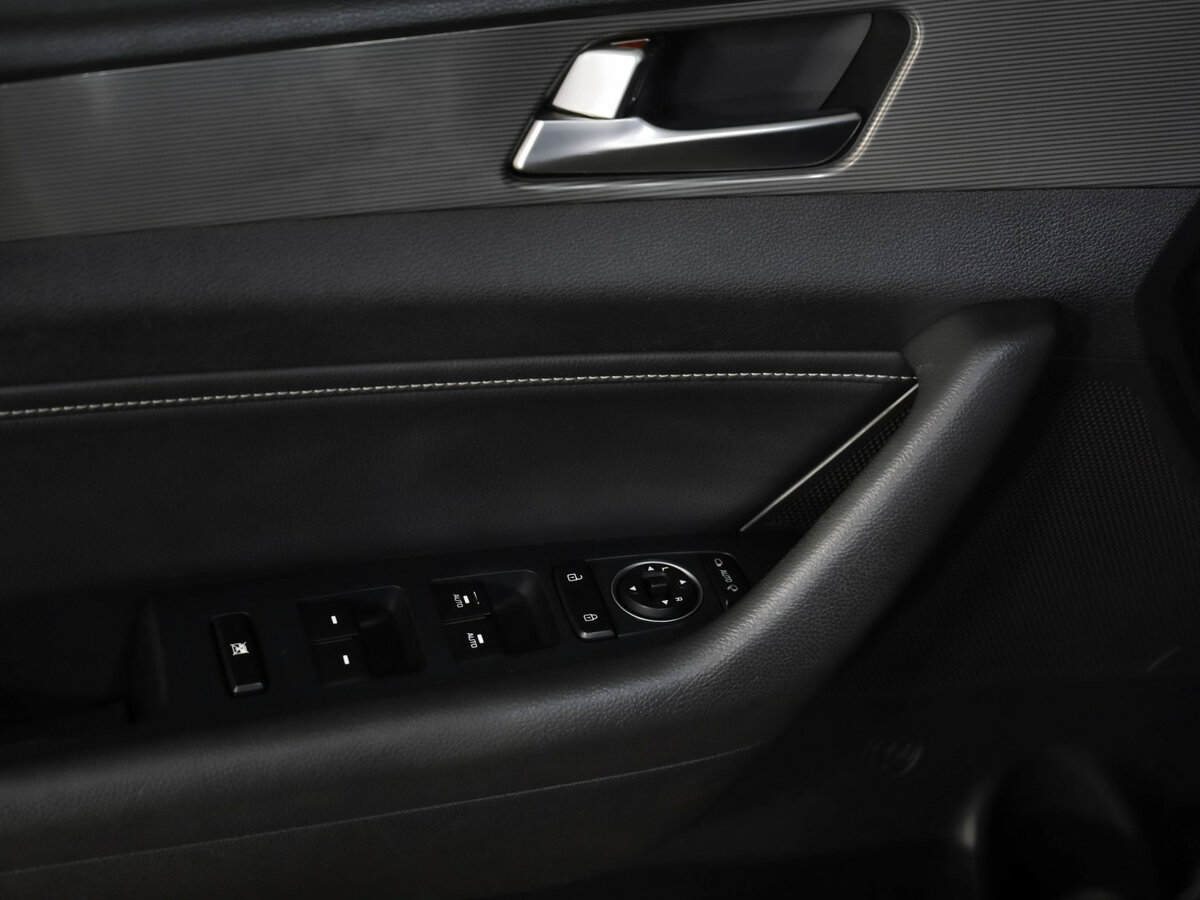 Hyundai Sonata VII (LF) Рестайлинг, 2019 Фото №24