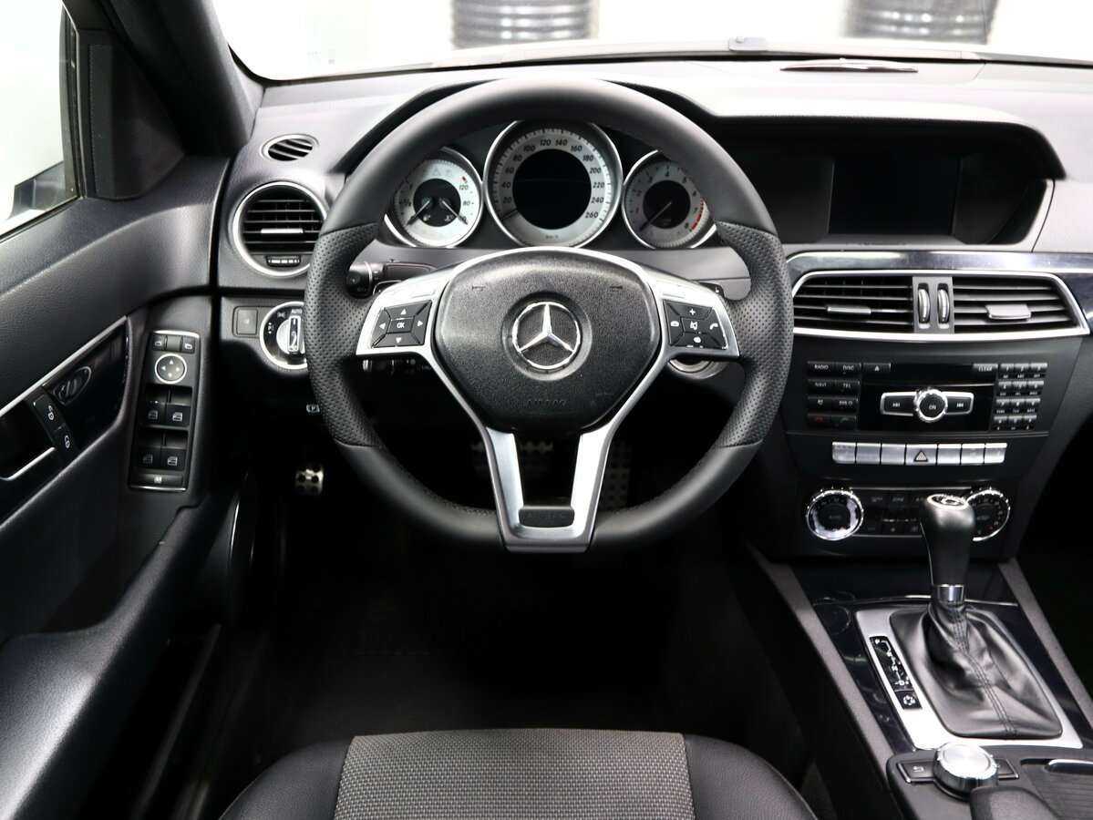 Mercedes-Benz C-Класс 180, 2012 Фото №17