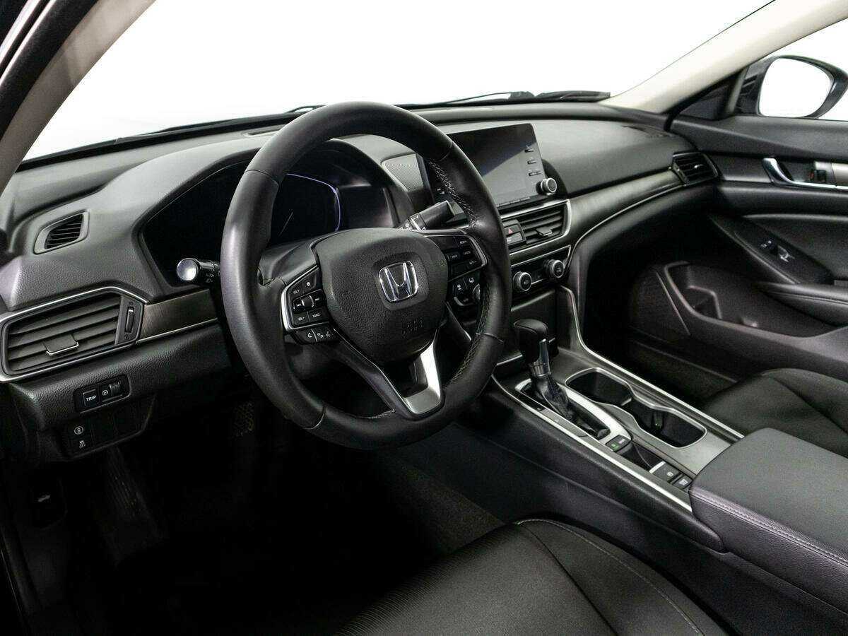 Honda Accord, 2018 Фото №11