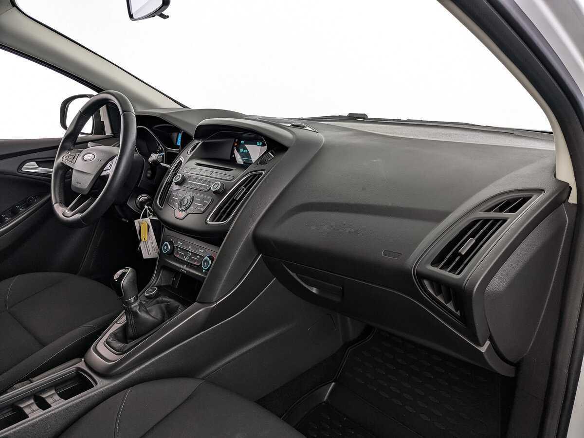 Ford Focus, 2018 Фото №9