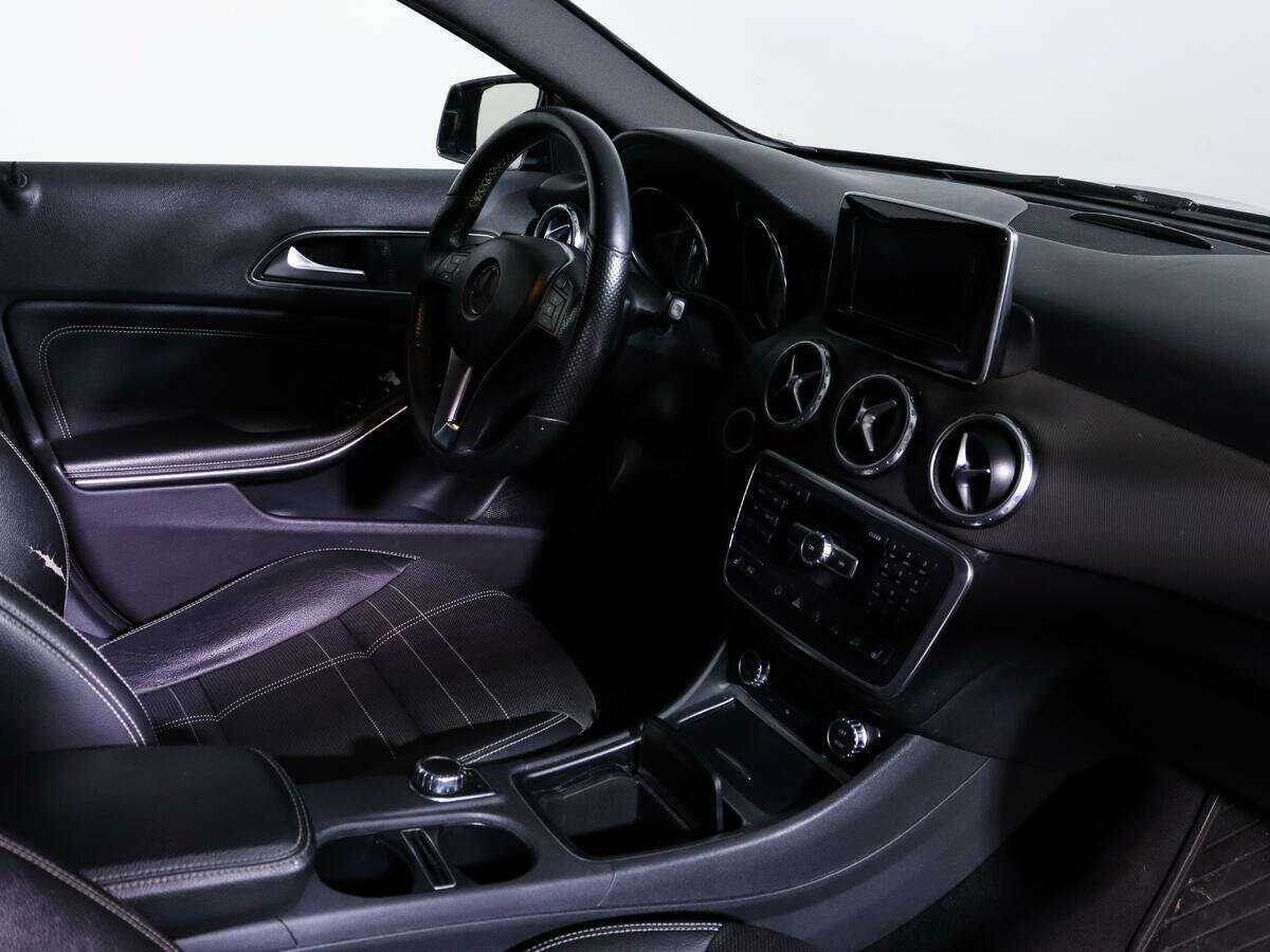 Mercedes-Benz GLA 250, 2015 Фото №7