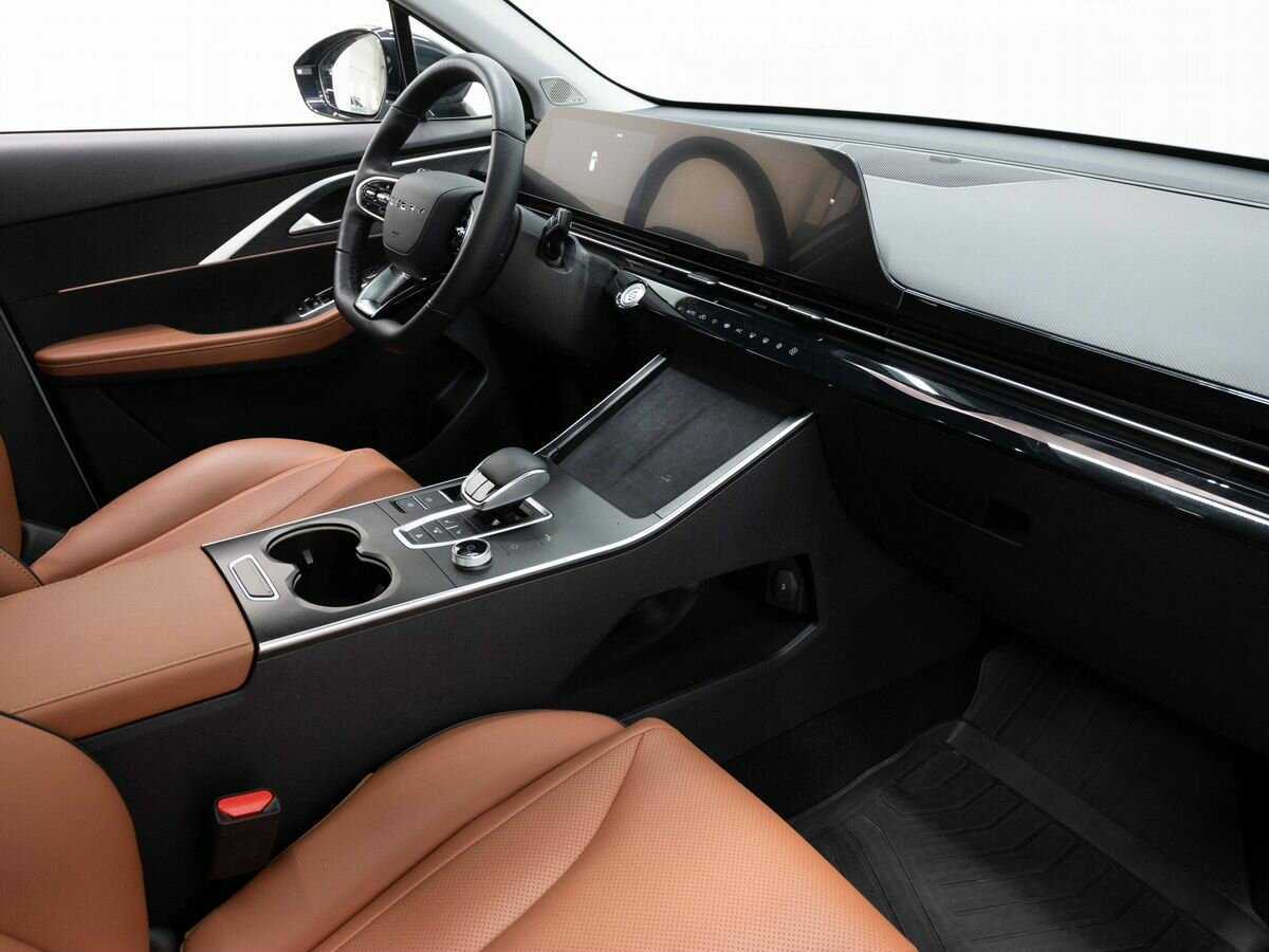 Omoda C5, 2022 Фото №11