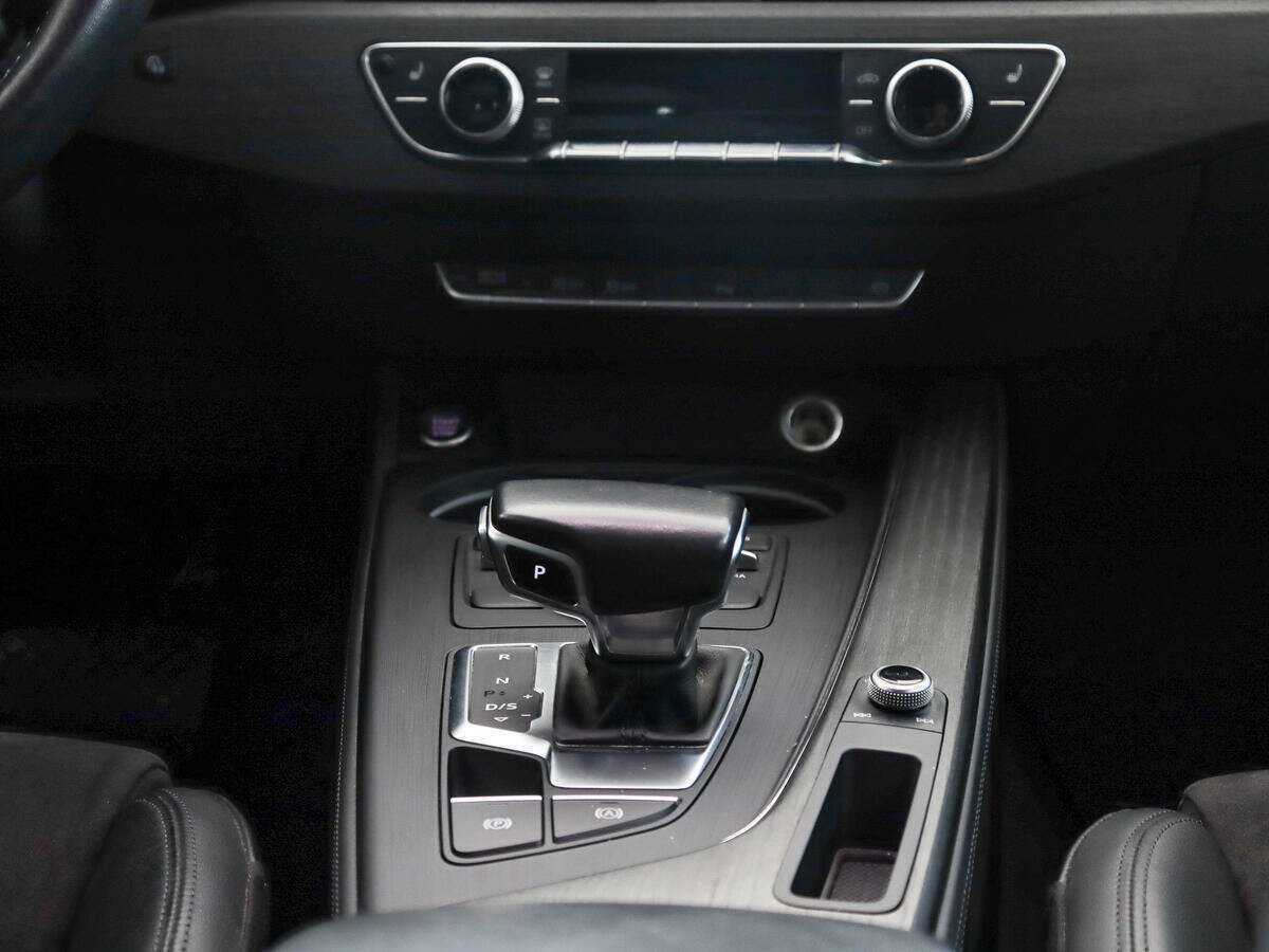 Audi A4, 2019 Фото №14