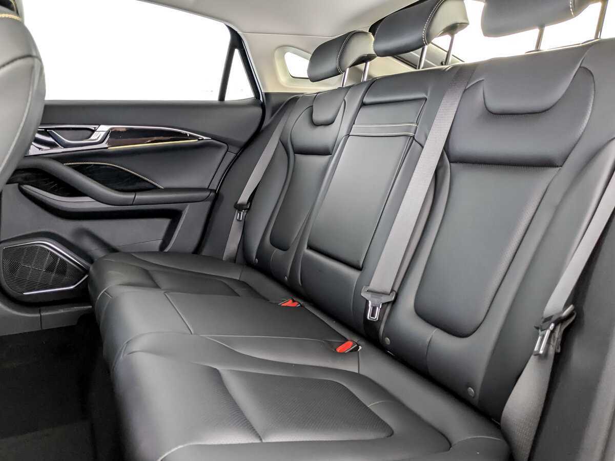 FAW Bestune B70, 2023 Фото №10