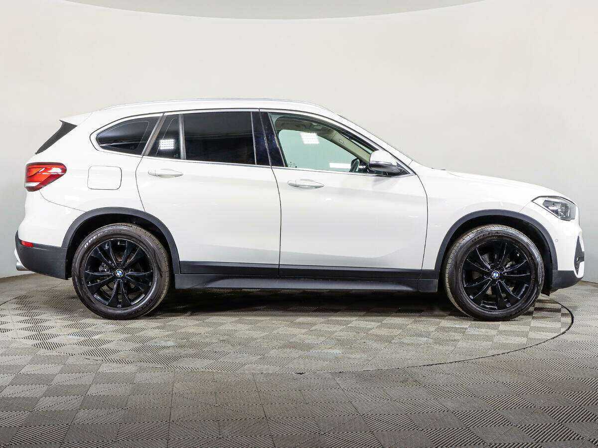 BMW X1 18d xDrive, 2019 Фото №4