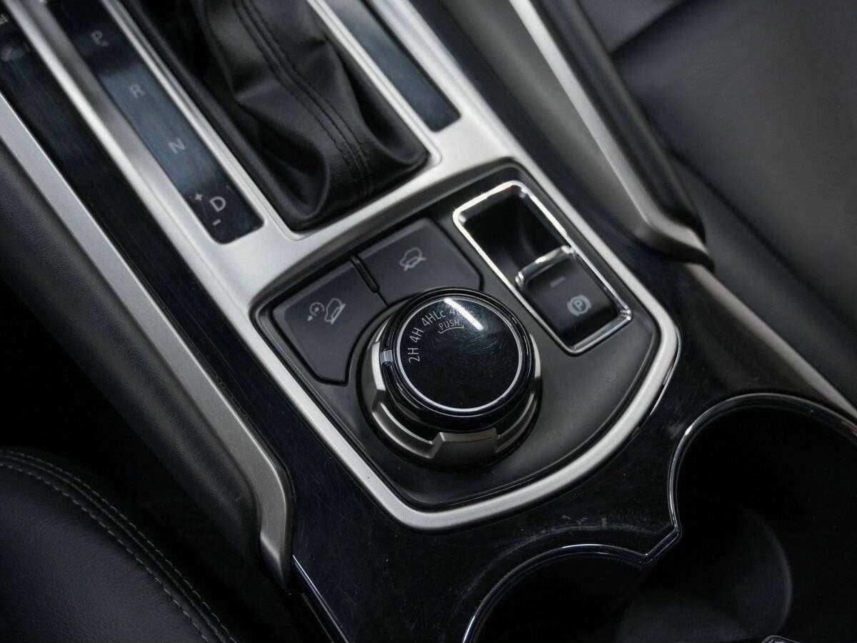 Mitsubishi Pajero Sport, 2018 Фото №18