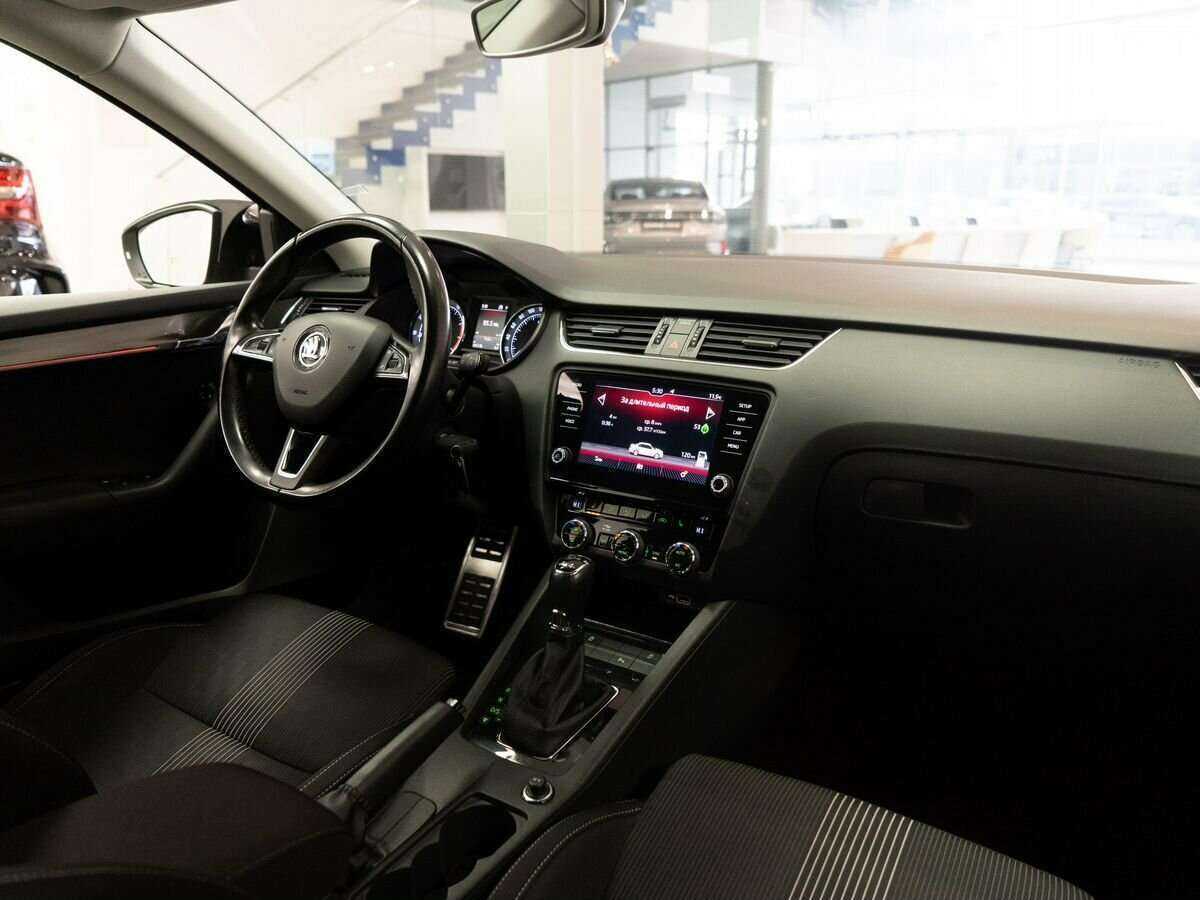 Skoda Octavia, 2018 Фото №16