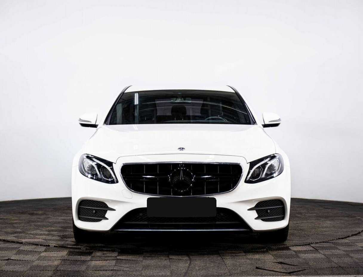 Mercedes-Benz E-Класс 220 d, 2018 - 119 000 км. | Фото №2
