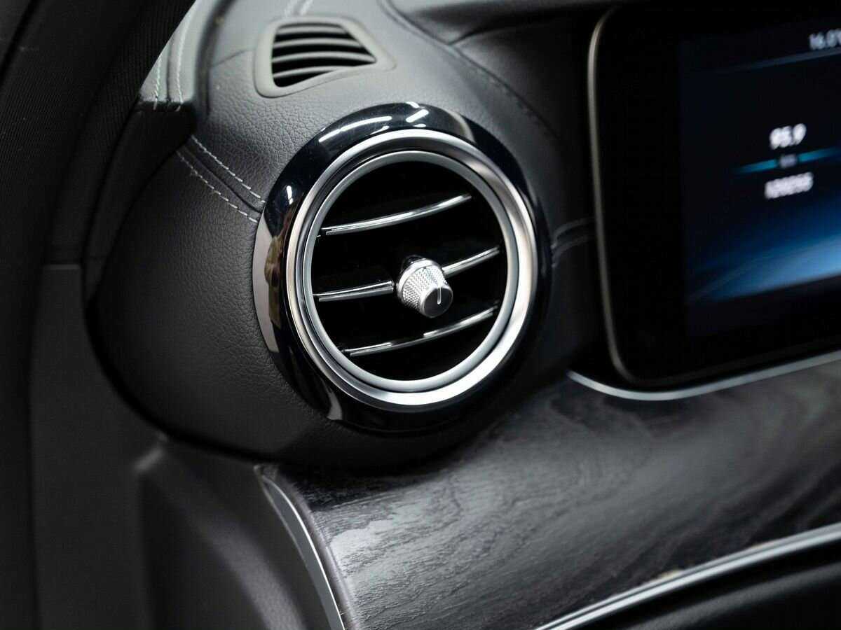 Mercedes-Benz E-Класс 220 d, 2018 Фото №26