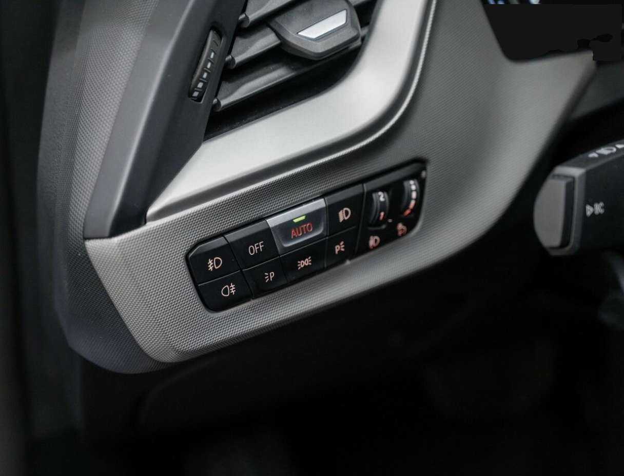 BMW 1 серии 118i, 2019 Фото №16