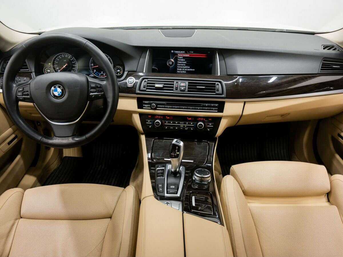 BMW 5 серии 530d xDrive, 2015 Фото №9