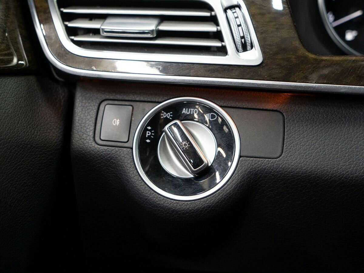Mercedes-Benz E-Класс 200, 2013 Фото №16