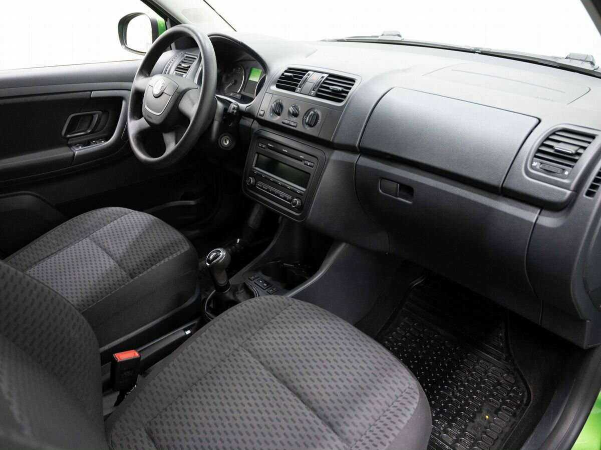 Skoda Fabia, 2012 Фото №11