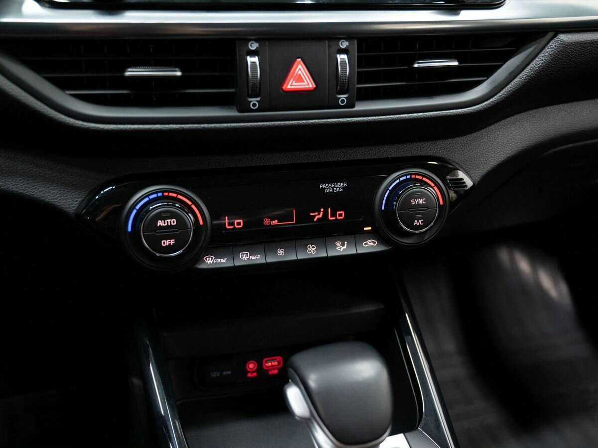 Kia Cerato, 2019 Фото №21