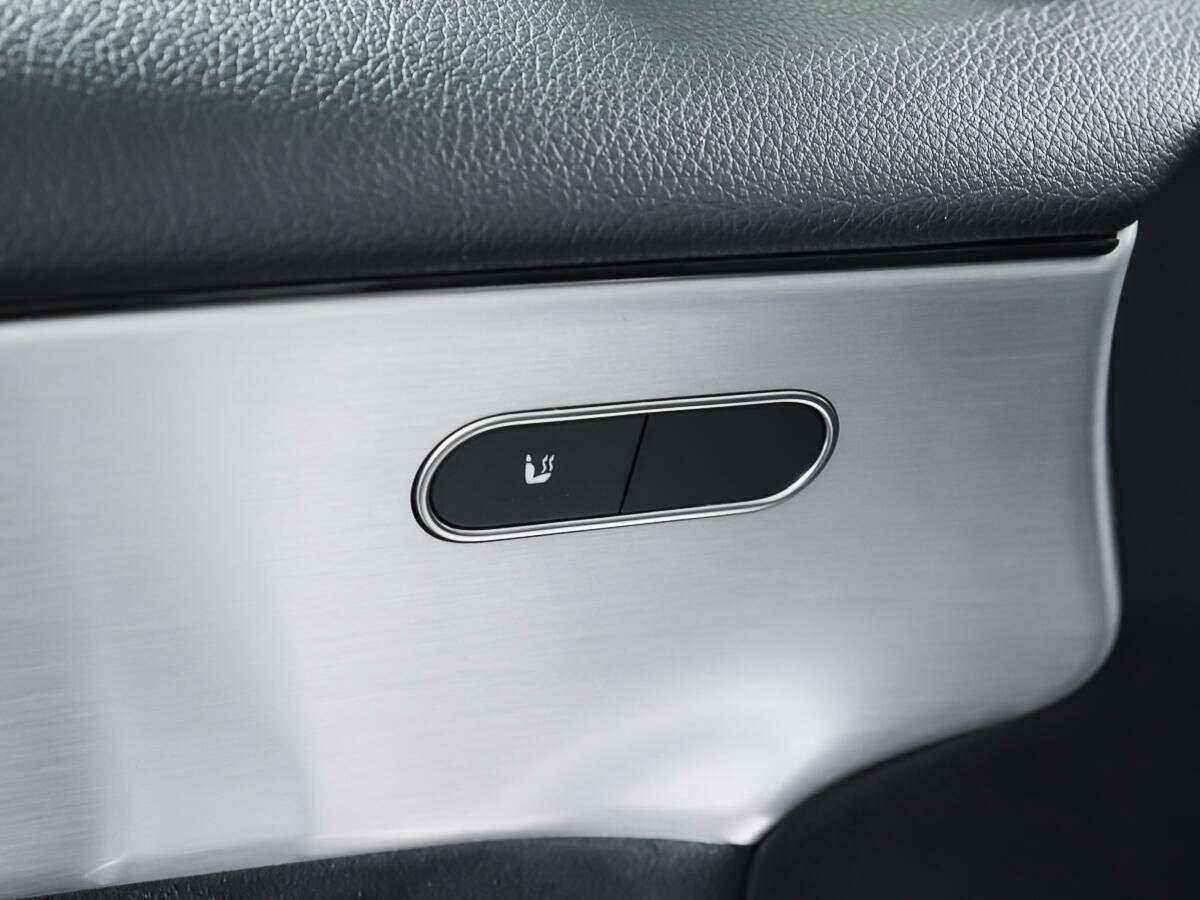 Mercedes-Benz A-Класс 200, 2019 Фото №17