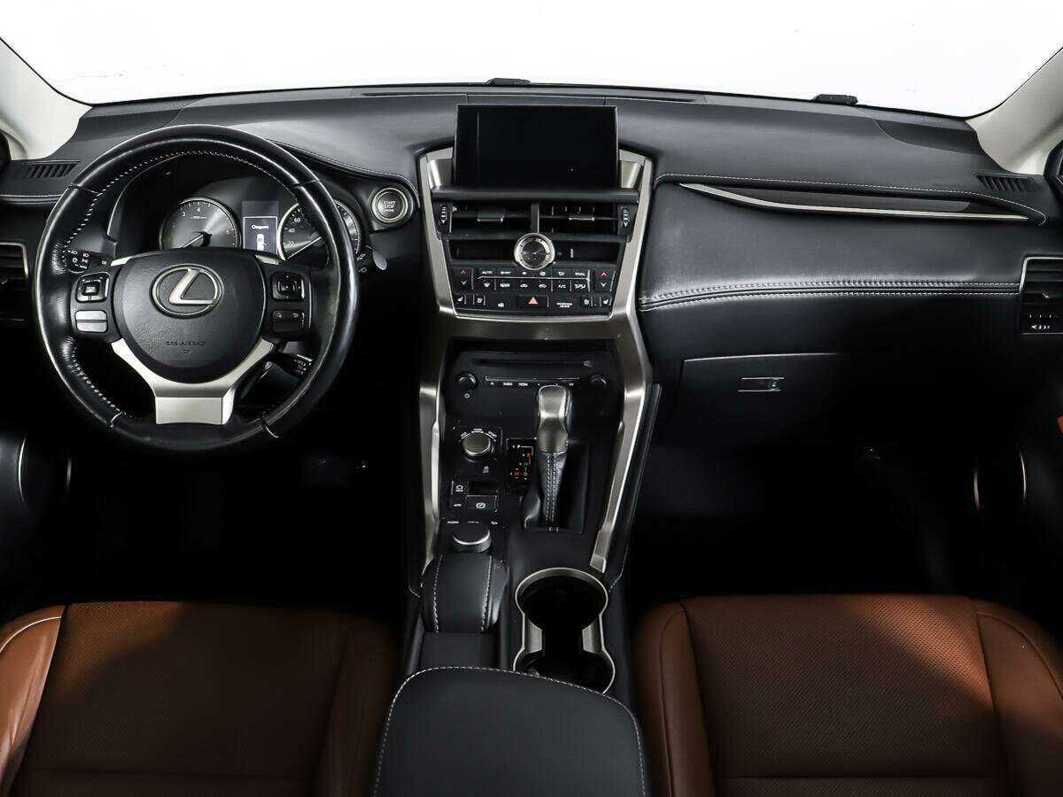 Lexus NX 200t, 2015 Фото №11