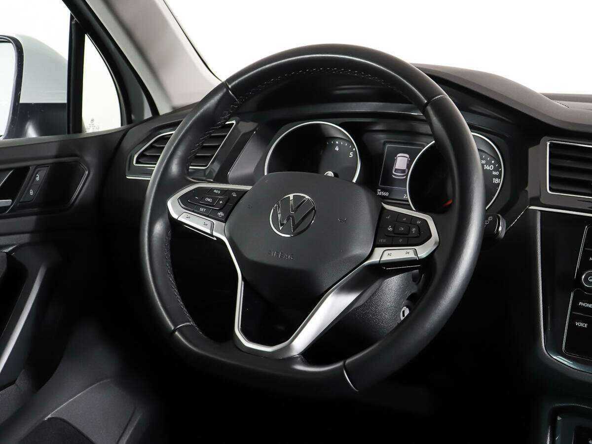 Volkswagen Tiguan, 2021 Фото №16