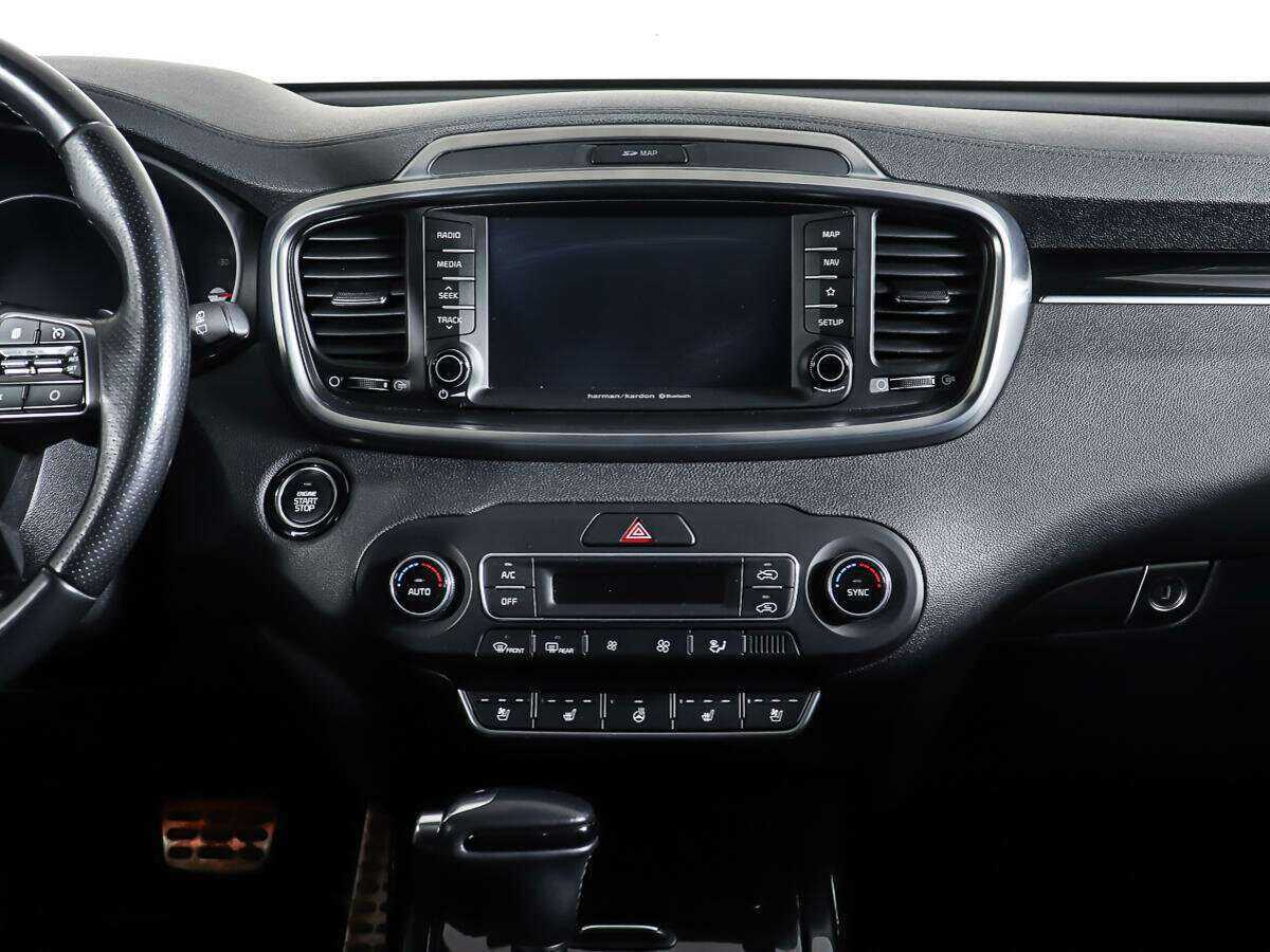 Kia Sorento, 2019 Фото №12