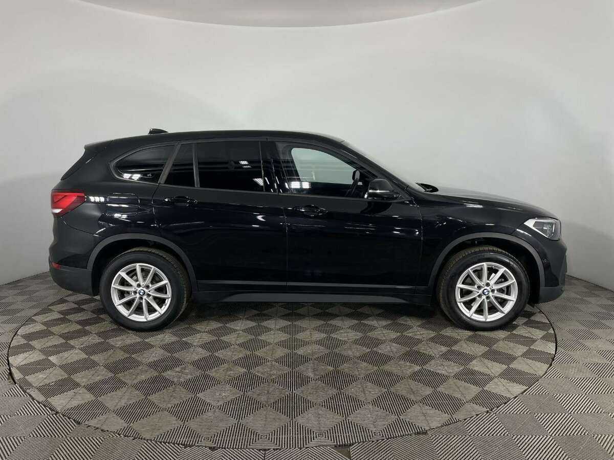 BMW X1 18i sDrive, 2021 Фото №4