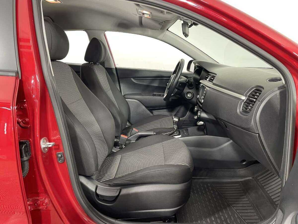 Kia Rio X-Line, 2019 Фото №14