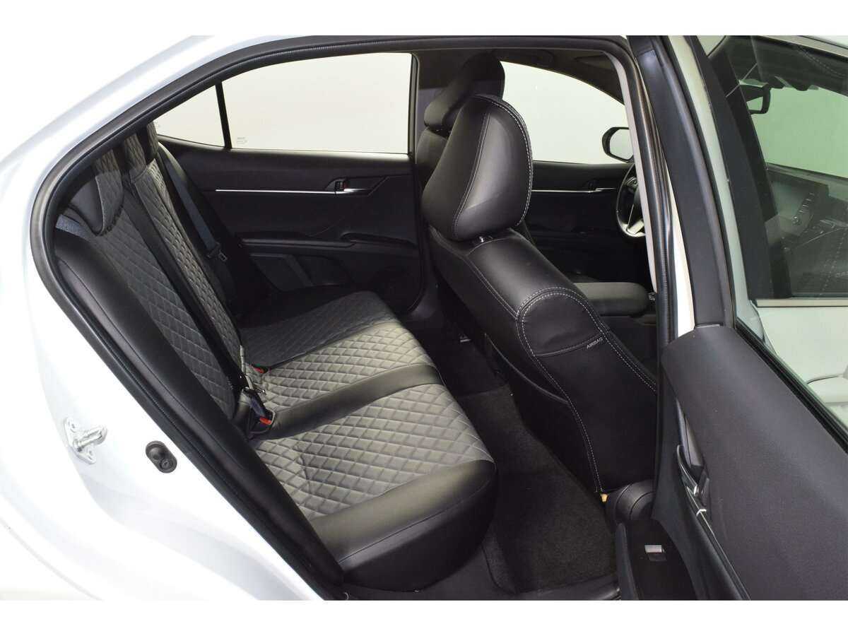 Toyota Camry, 2021 Фото №16