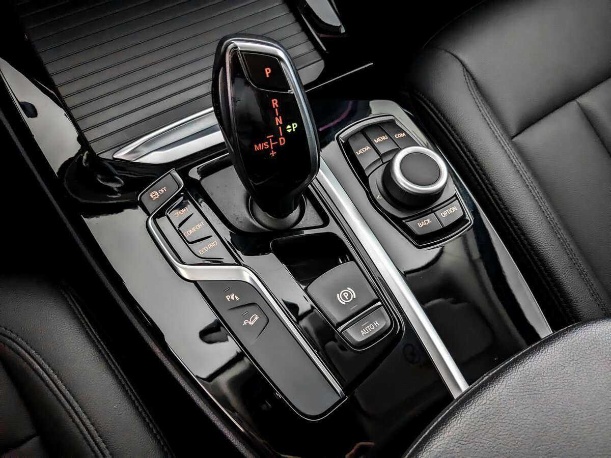 BMW X3 20i xDrive, 2018 Фото №25