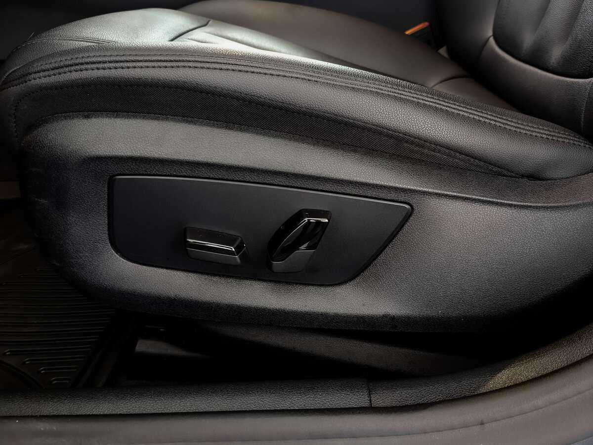 BMW 5 серии 520i, 2020 Фото №17