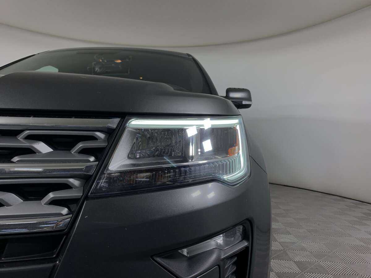 Ford Explorer, 2019 Фото №10
