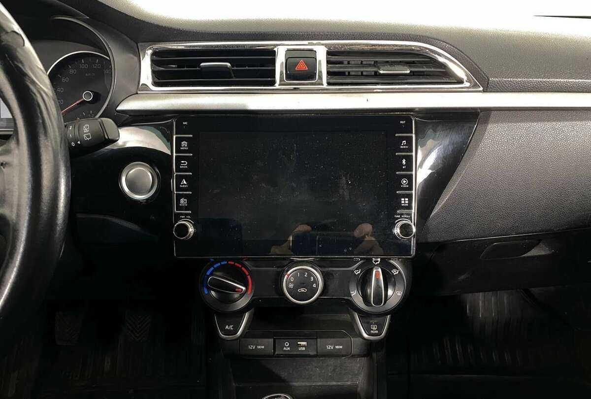 Kia Rio X-Line, 2019 Фото №12