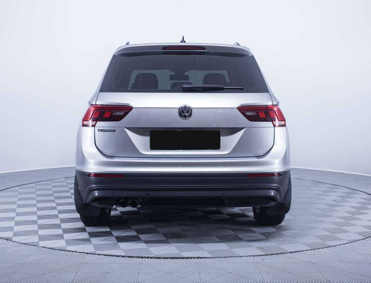 Volkswagen Tiguan, 2020 - 49 608 км. | Фото №6