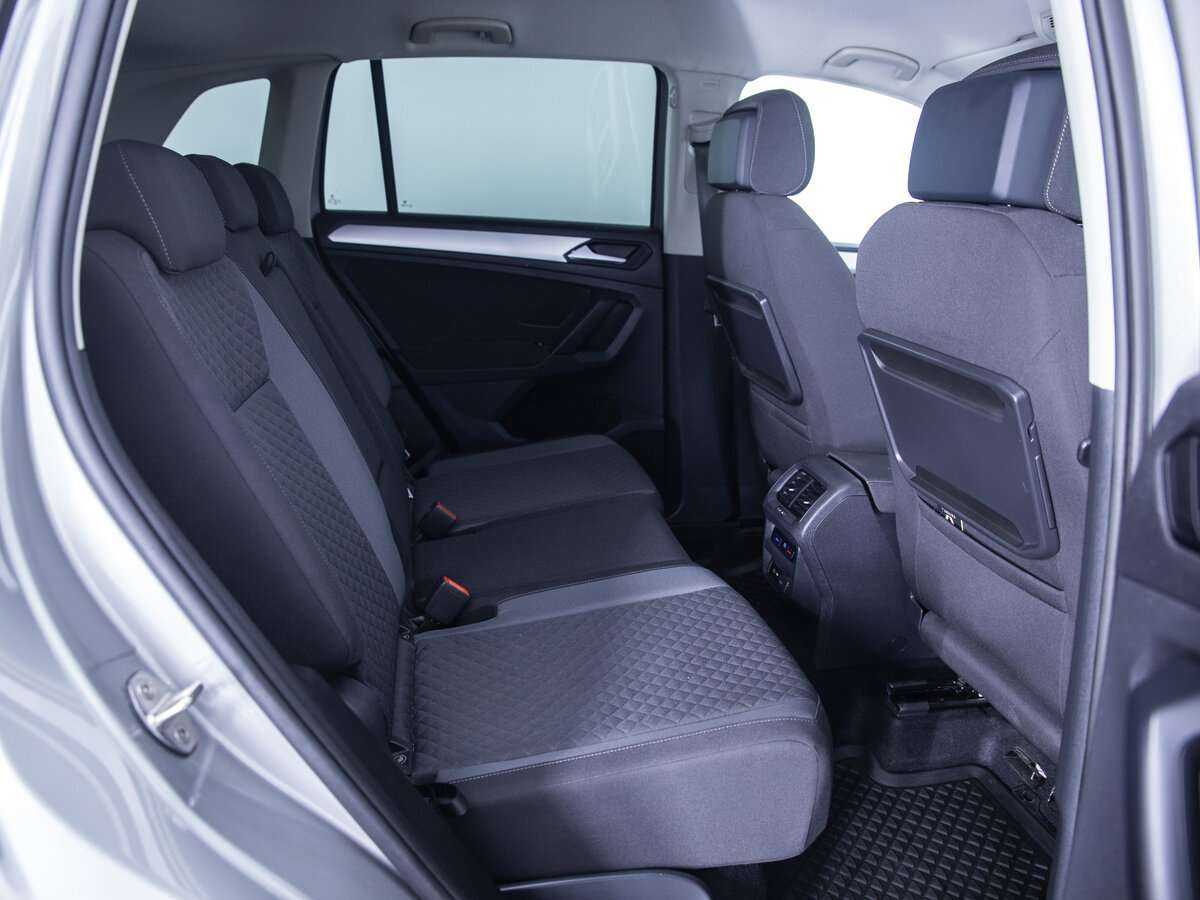 Volkswagen Tiguan, 2020 Фото №19