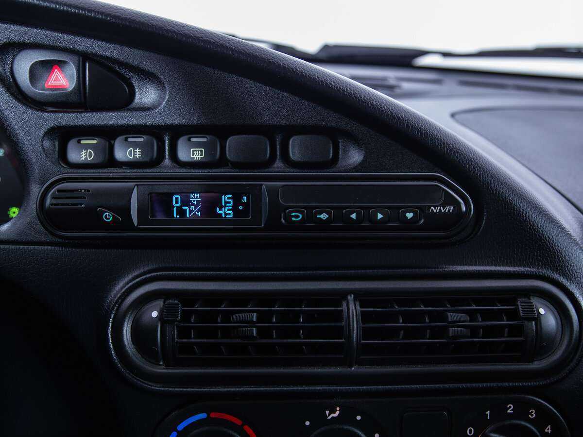 Chevrolet Niva, 2015 Фото №9