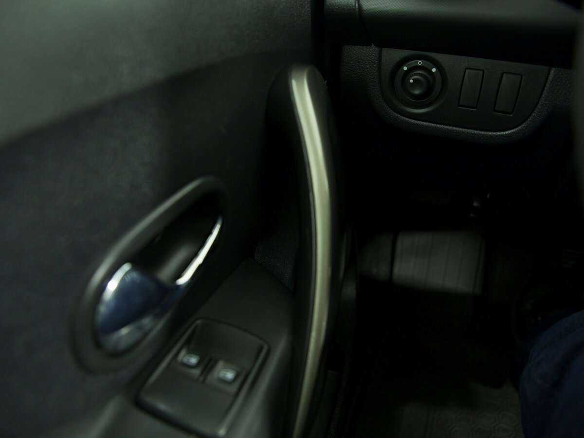 Renault Logan, 2015 Фото №15