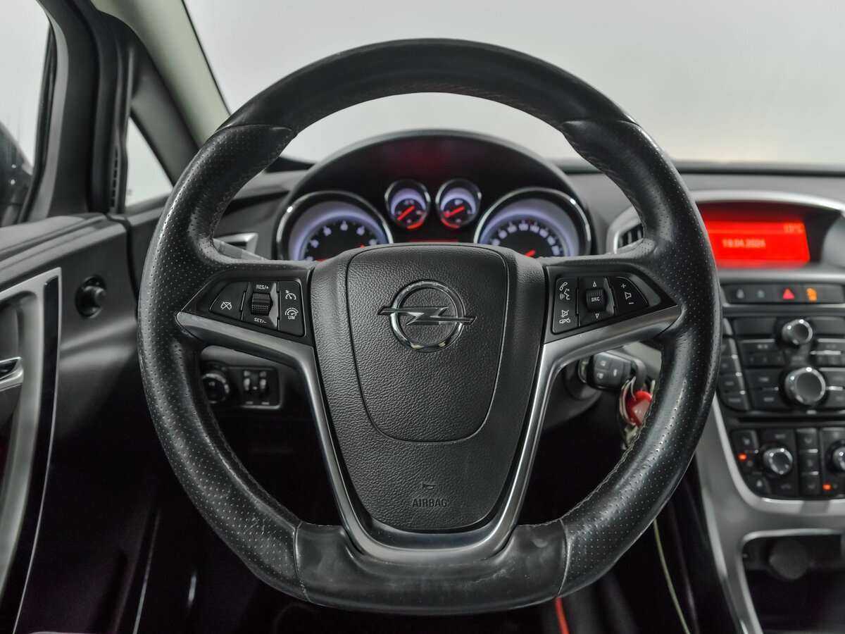 Opel Astra GTC, 2013 Фото №6