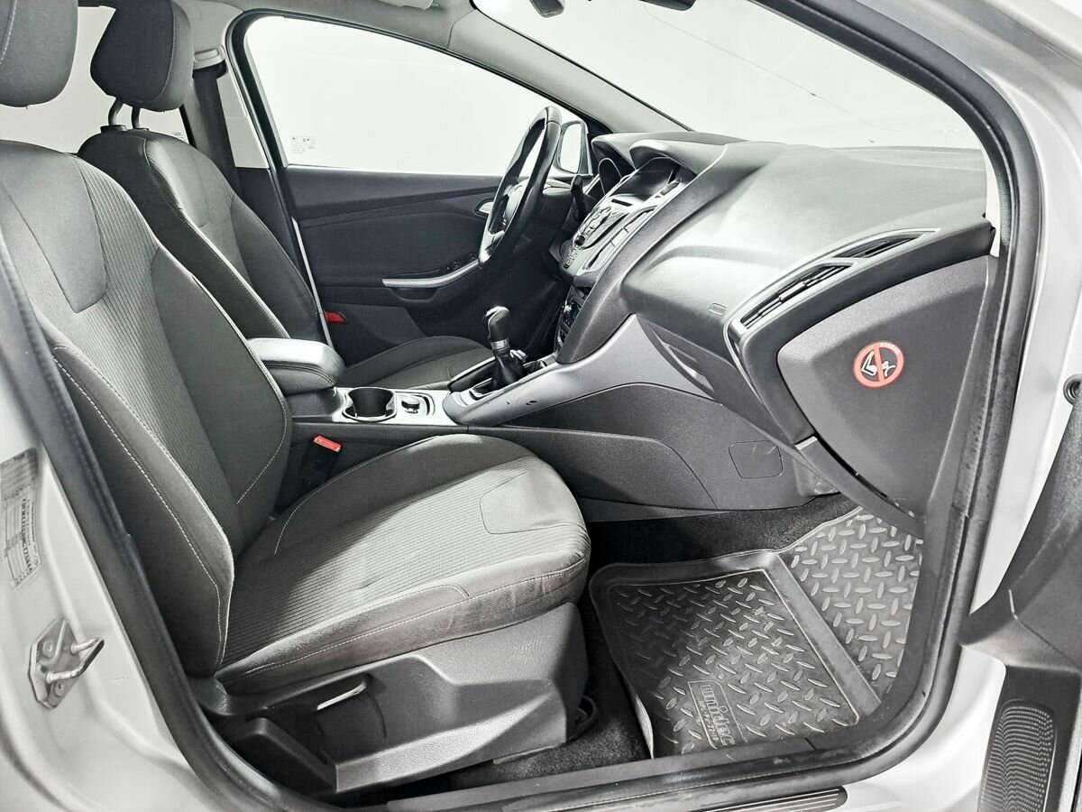 Ford Focus, 2012 Фото №9