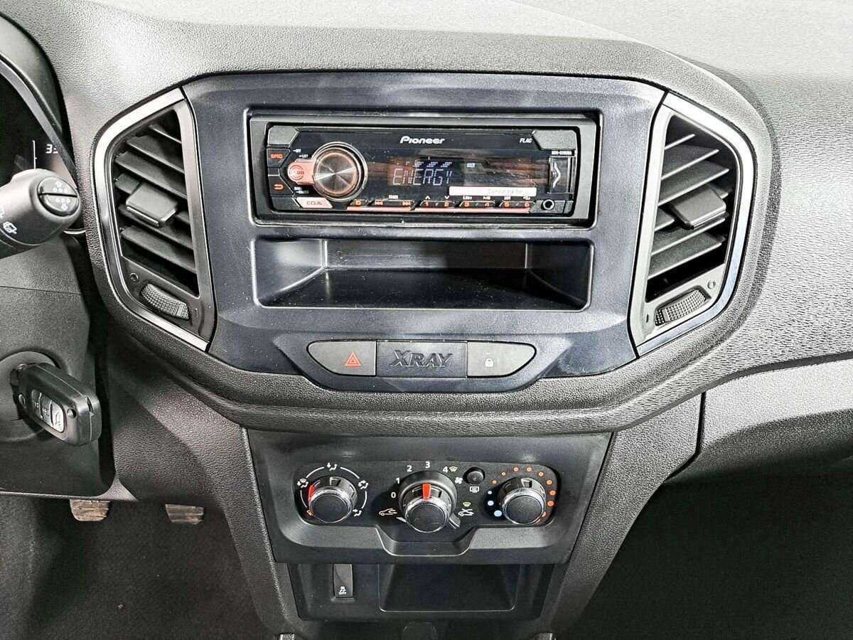 Lada (ВАЗ) XRAY, 2019 Фото №13