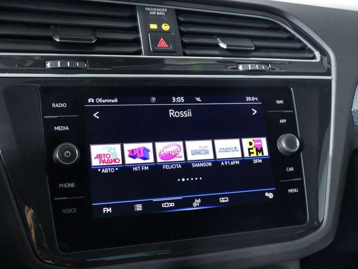 Volkswagen Tiguan, 2021 Фото №21