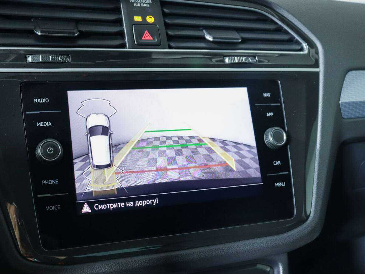 Volkswagen Tiguan, 2021 Фото №22