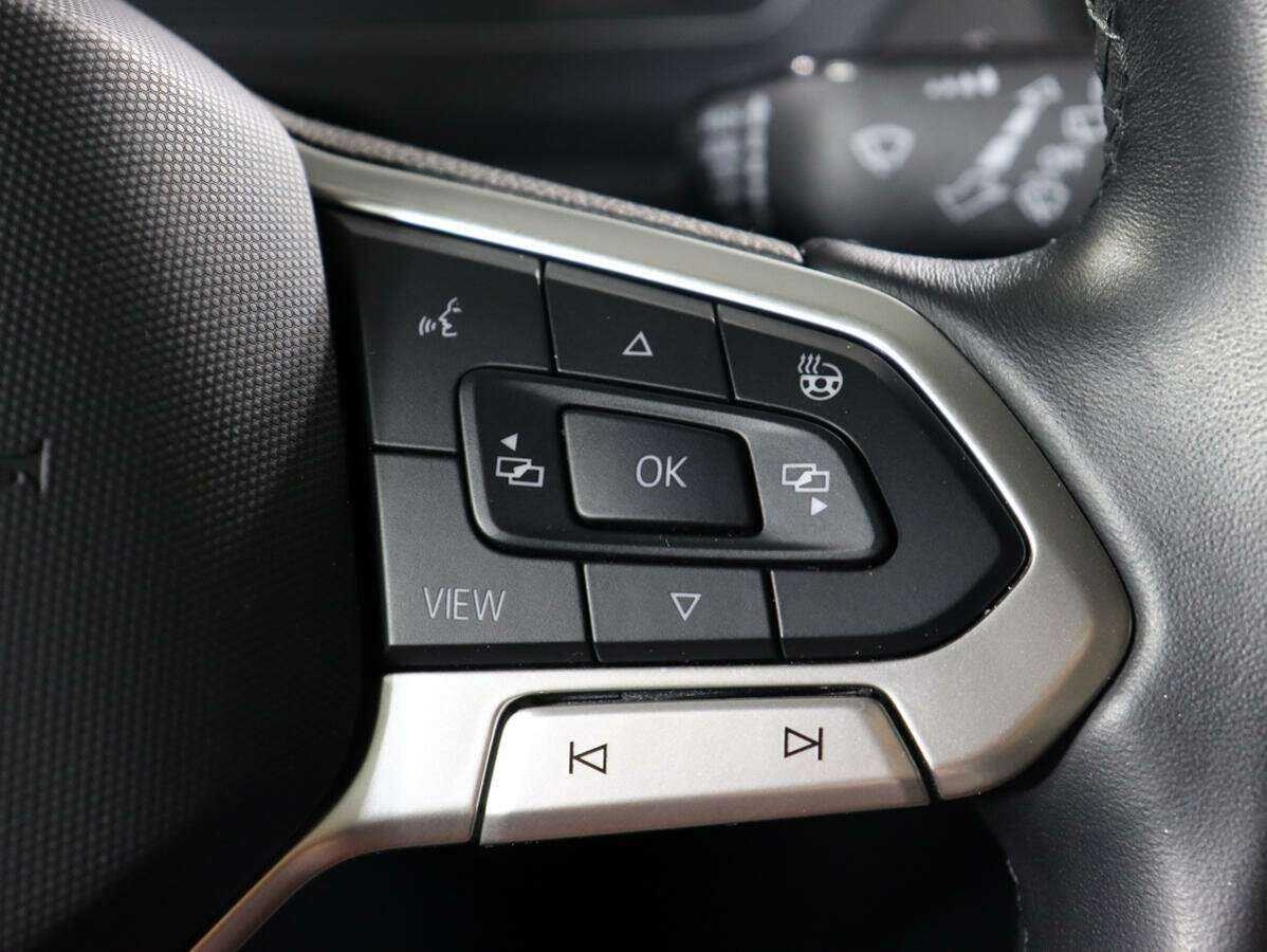 Volkswagen Tiguan, 2021 Фото №25