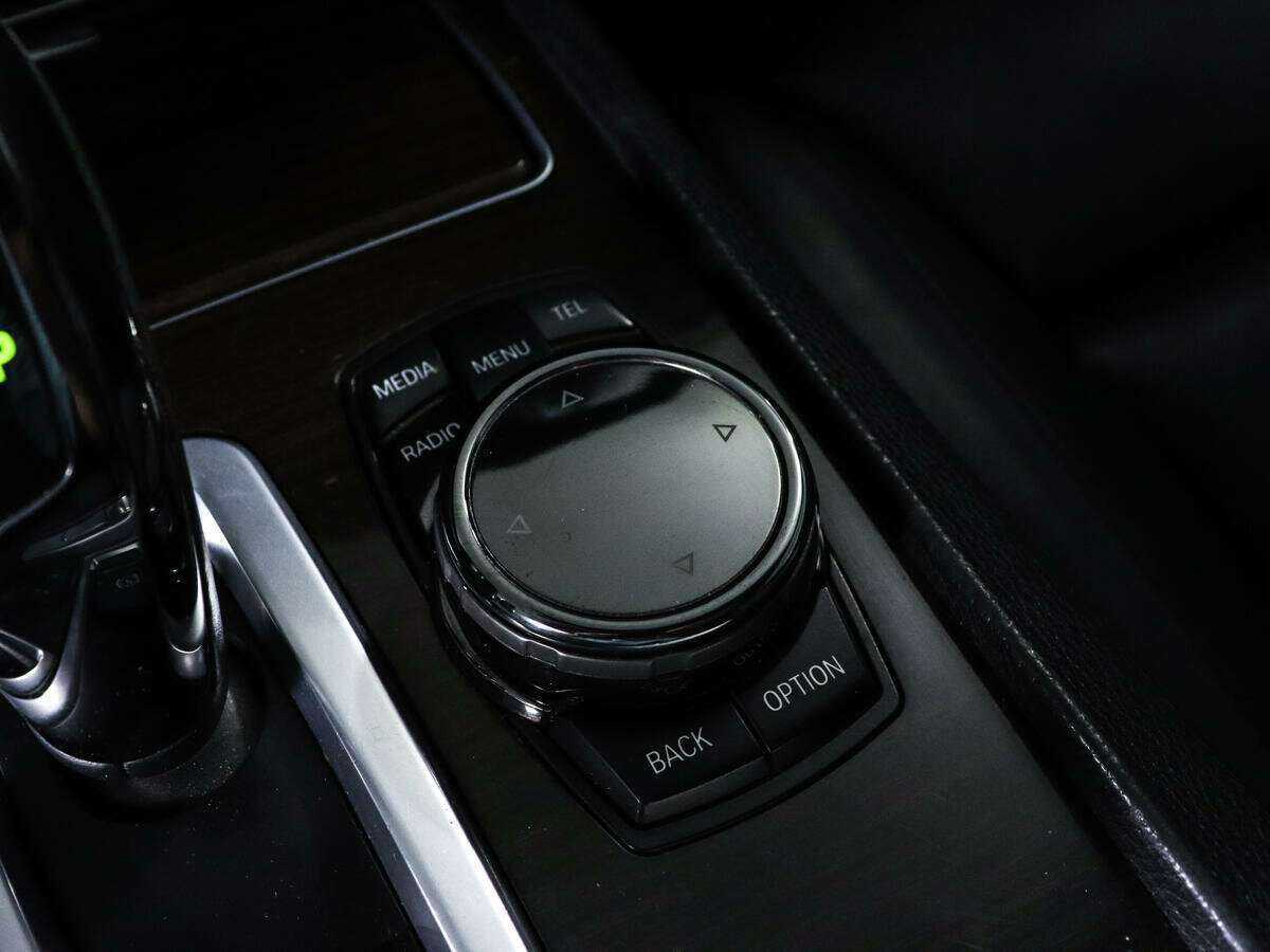 BMW 7 серии Long 740Li xDrive, 2013 Фото №17