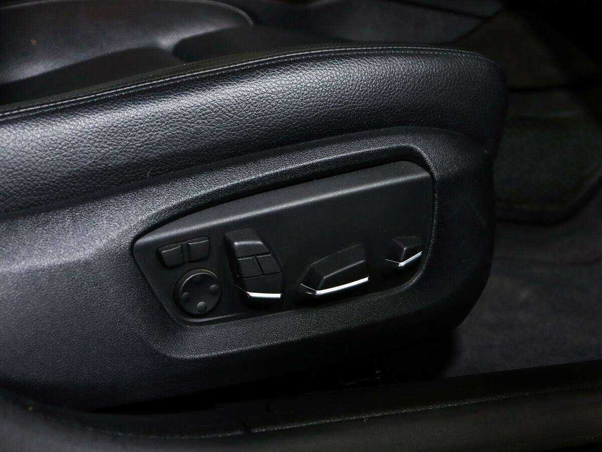 BMW 7 серии Long 740Li xDrive, 2013 Фото №25