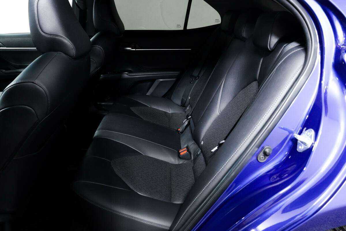 Toyota Camry, 2021 Фото №12