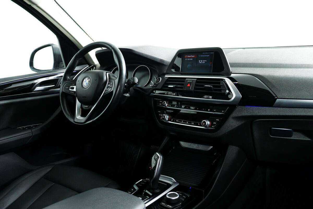BMW X3 20i xDrive, 2018 Фото №9
