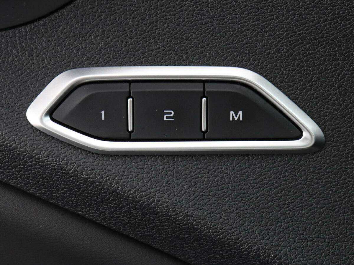 Geely Tugella, 2023 Фото №17